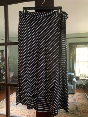 Adrienne Vittadini Black and White Diagonal Stripe Midi Wrap Skirt